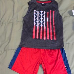 4t boys Spalding 2 piece set